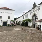 Terra Luso Proche De Montejunto Bed and breakfast Cadaval
