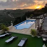 Terra Luso Proche De Montejunto Bed and breakfast Cadaval