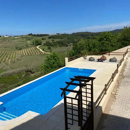 Bed & Breakfast Terra Luso Proche De Montejunto